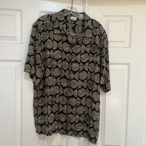 SOUVENIR RAINFOREST Silk  Beige Black Geometric‎ BUTTON FRONT Camp SHIRT Size XL